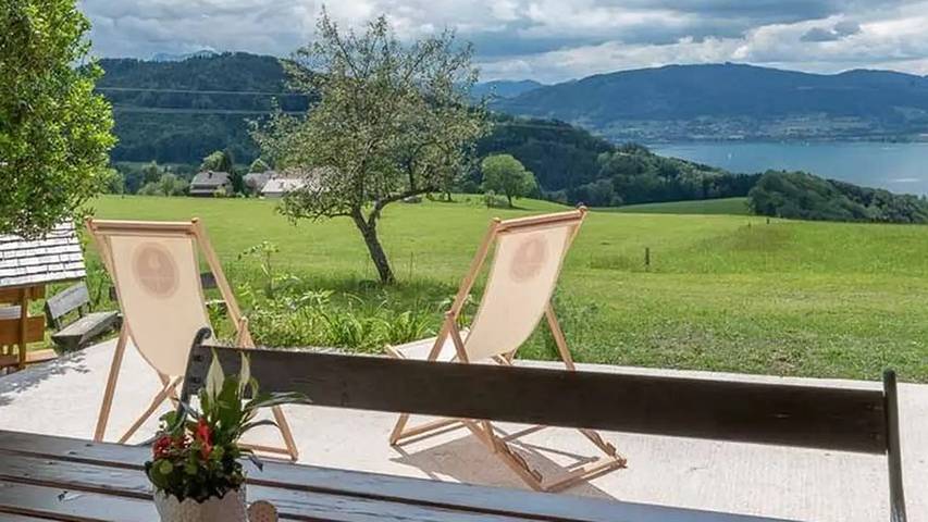 Ferienwohnung für 2 Personen, mit Balkon und Garten in Traunviertel