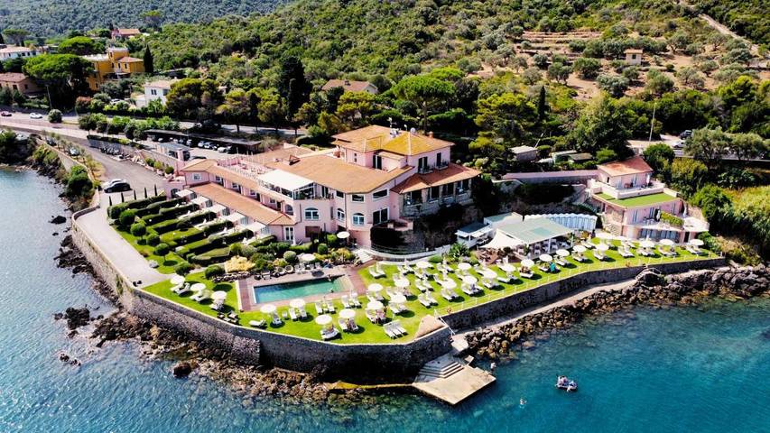 Hotel per 2 persone, con piscina e terrazza - 1