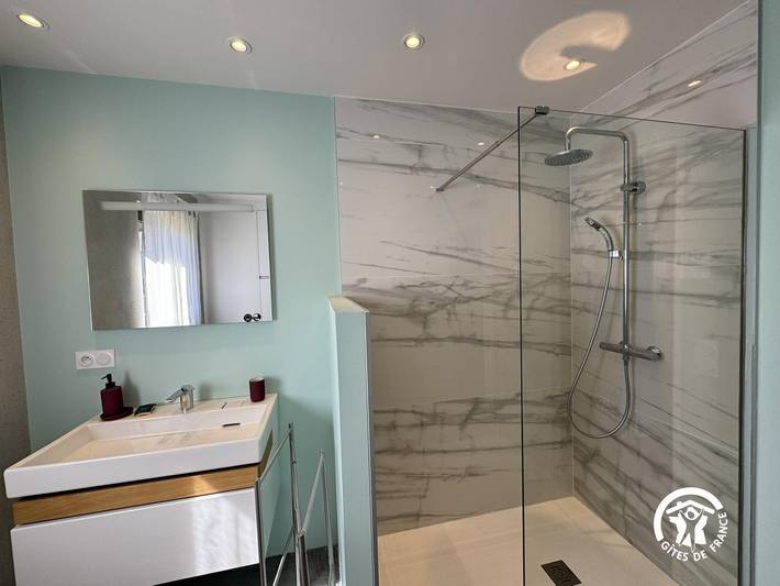 Gîte pour 4 personnes, avec piscine et terrasse à Trouillas - 4