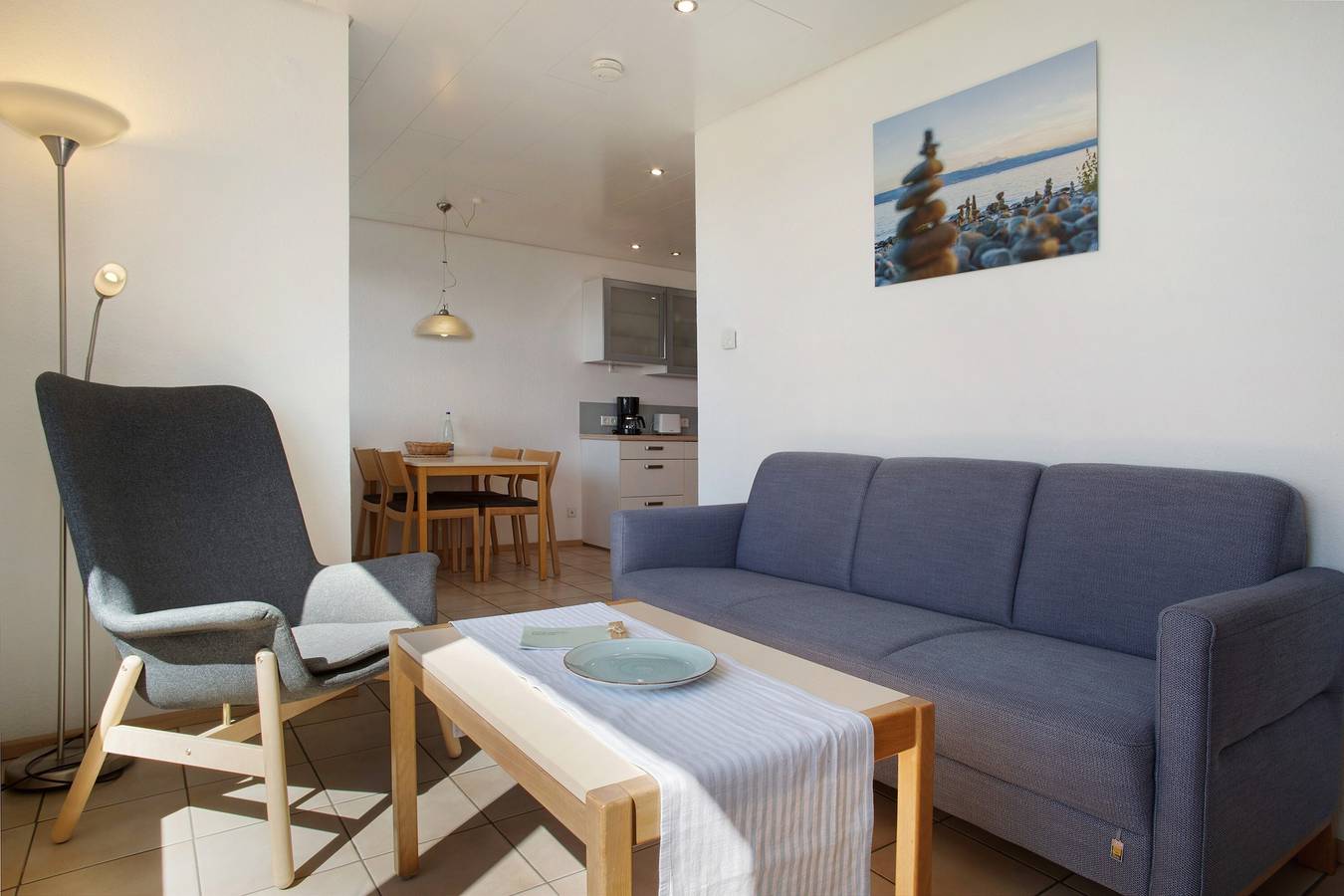 Ganze Wohnung, Gemütliche Ferienwohnung "Og1" im "Gästehaus Heinemann" direkt am Bodensee in Langenargen, Region Bodensee-Oberschwaben