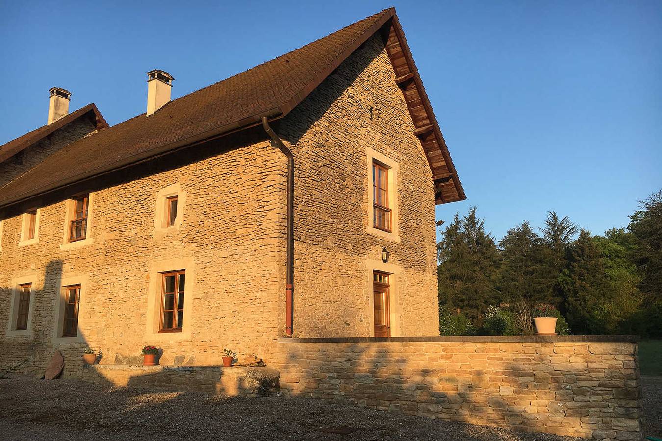 La Grange in Saint-Marcel-Bel-Accueil, La Tour-du-Pin und Umgebung