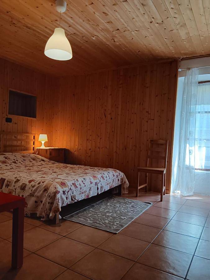 Location de vacances pour 3 personnes, avec terrasse et jardin dans Pont-Saint-Martin (Aosta) - 2
