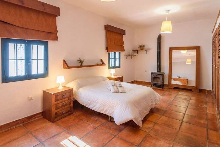 Casa Rural Aguasal El Bosque in Prado del Rey, Pueblos Blancos
