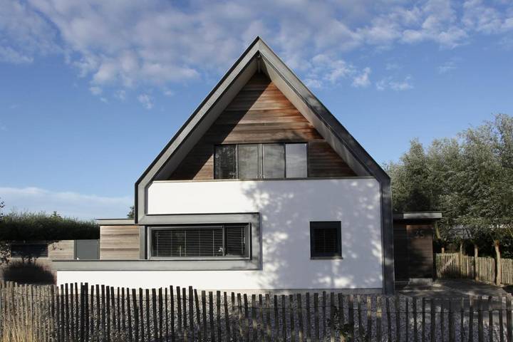 Villa für 10 Personen, mit Ausblick und Pool sowie Garten - 1