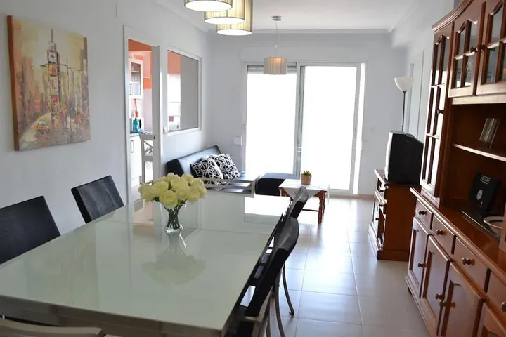 Apartamento de vacaciones para 5 personas, con vistas y terraza - 1