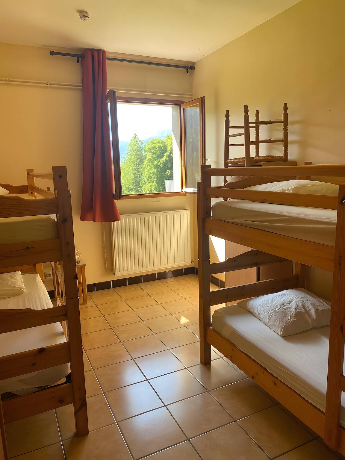 Casa rural «La Ferme de l’Ours» con vistas a la montaña, terraza privada y Wi-Fi in Entremont-le-Vieux, Chambéry region