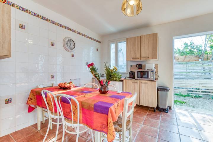 Gîte pour 4 personnes, avec jardin à Saintes-Maries-de-la-Mer - 3