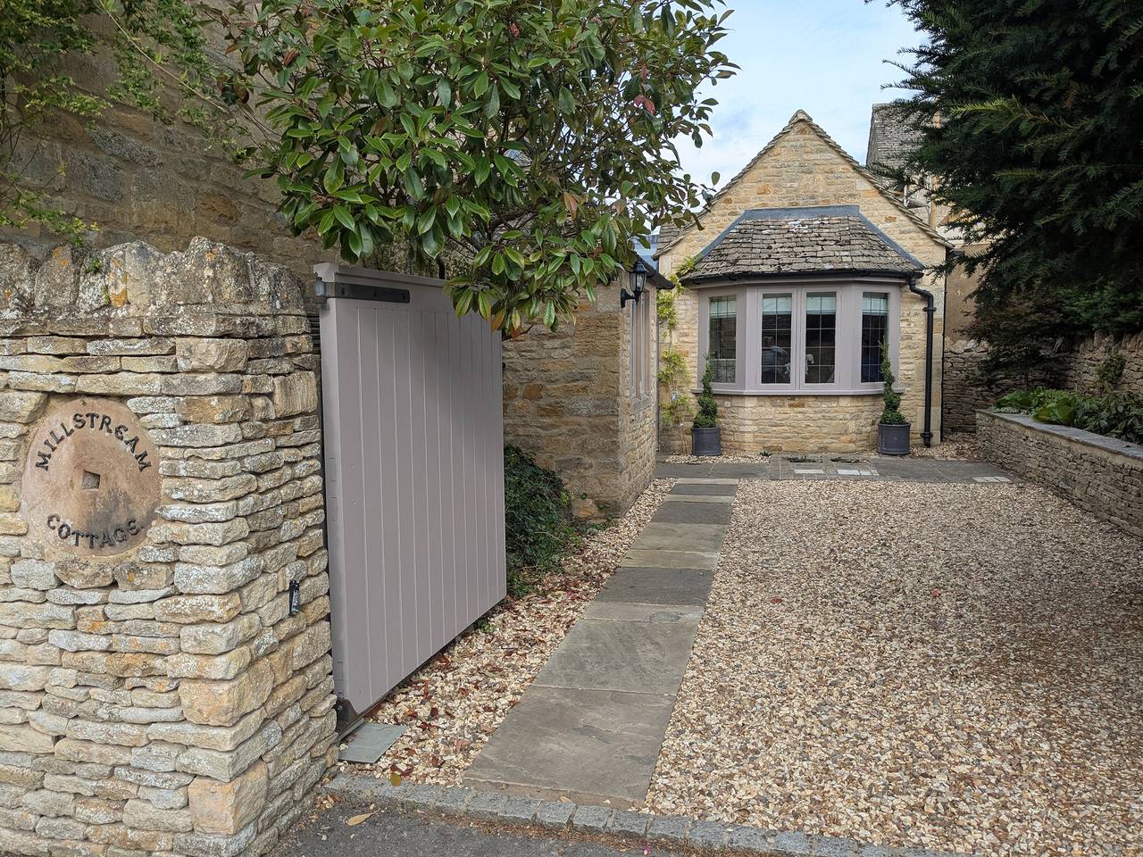 Mill Stream Cottage in Gloucestershire
