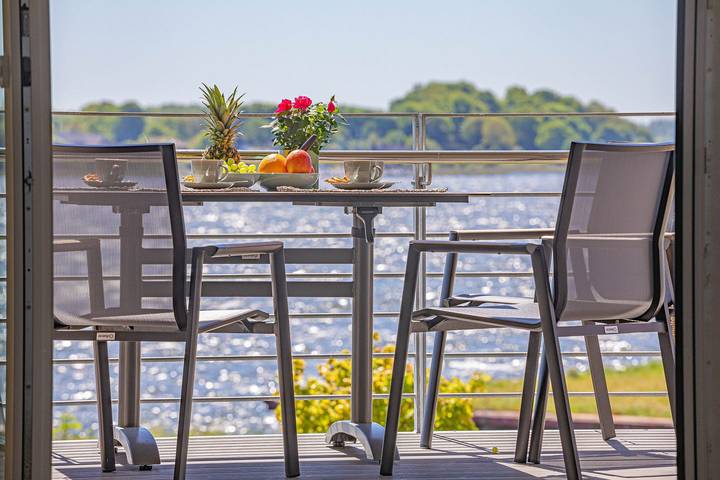 Ferienwohnung für 2 Personen, mit Balkon in Schlei