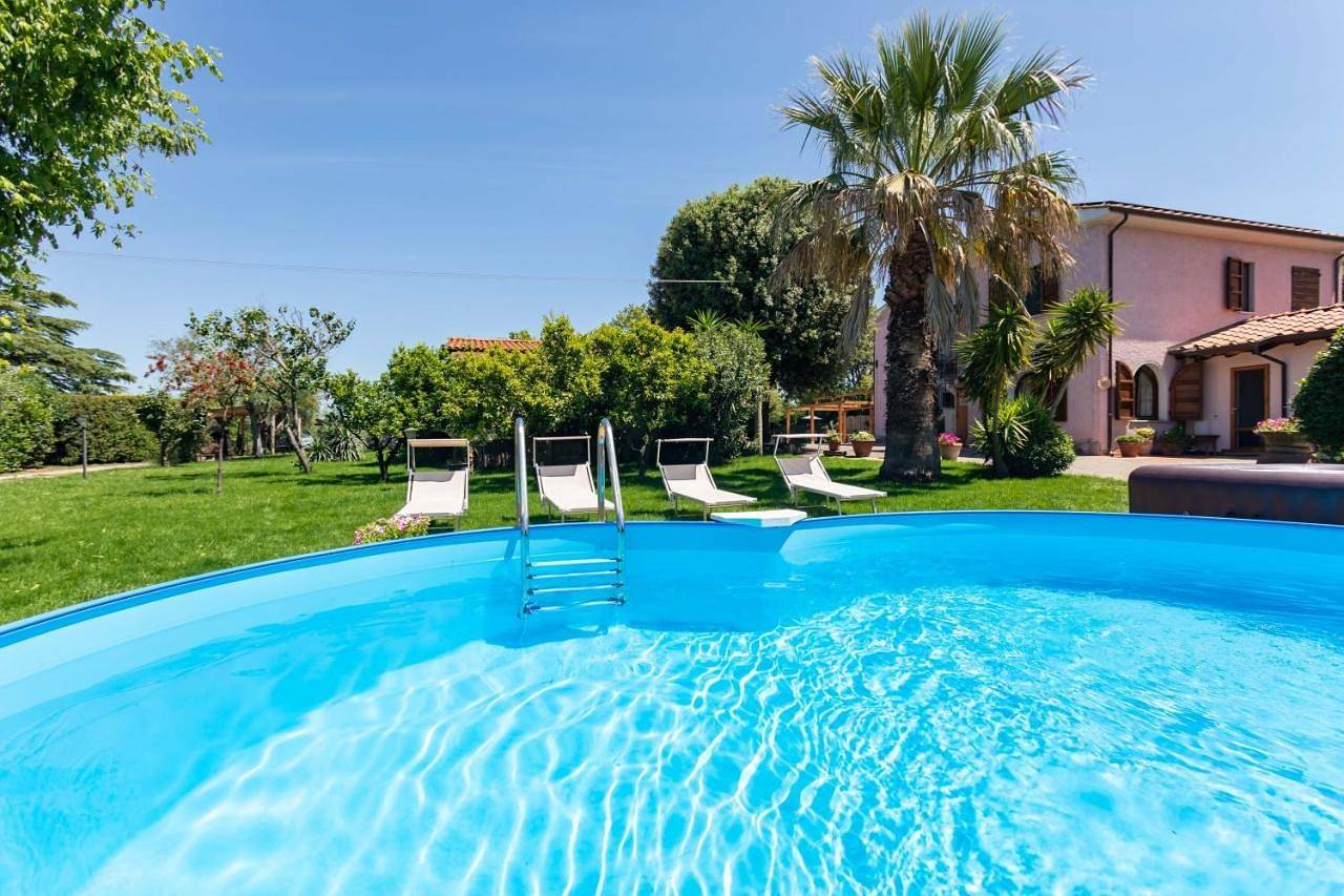 Hostly - Country House Donoratico - Only For Families in Castagneto Carducci, Costa degli Etruschi