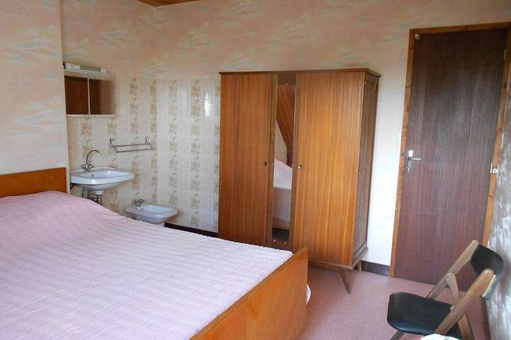 Location de vacances pour 10 personnes, avec terrasse et jardin dans Plage de la Mine d'Or - 3