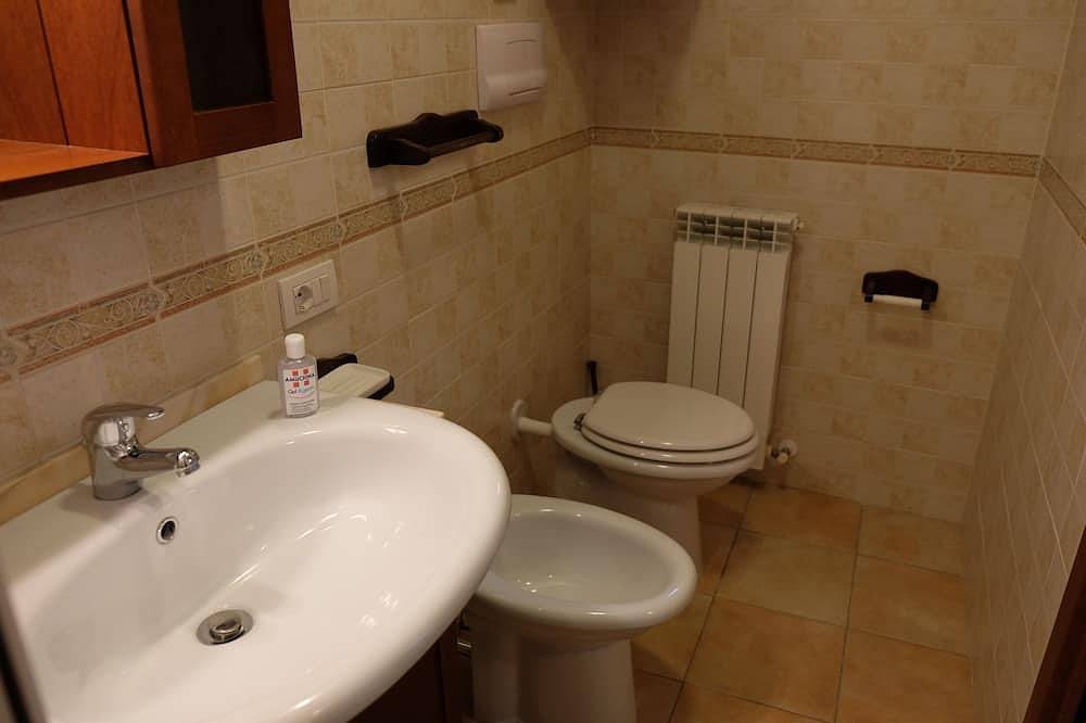 Village cottage in Gualdo Cattaneo, Provincia de Perugia