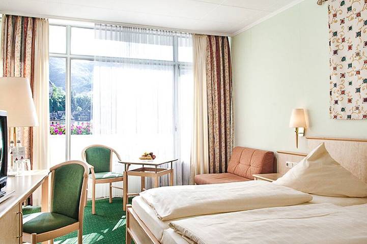 Ferienwohnung für 2 Personen, mit Pool und Sauna in Ellenz-Poltersdorf - 4