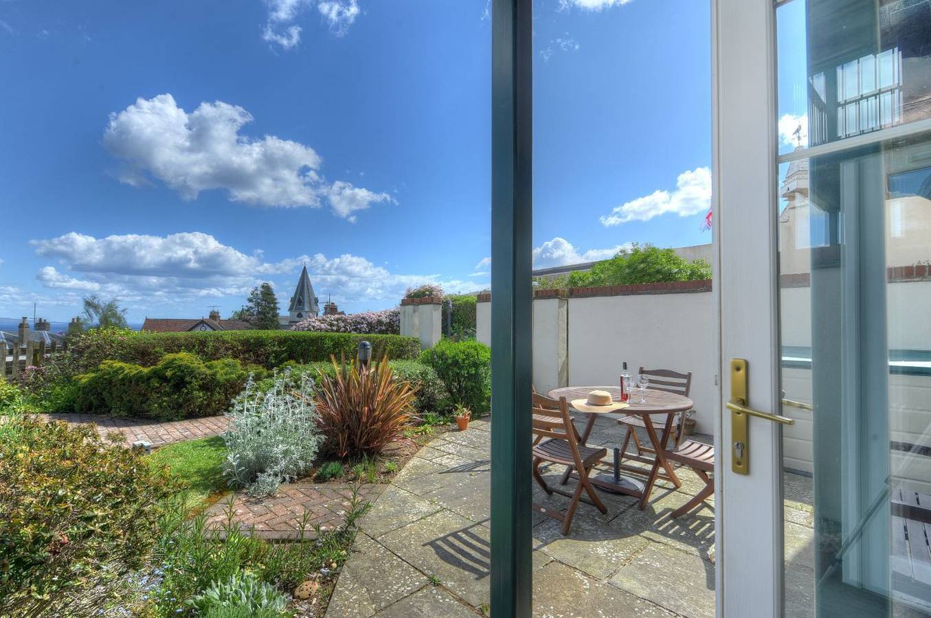 Entire apartment, 8 Buckfields in Lyme Regis, Dorset