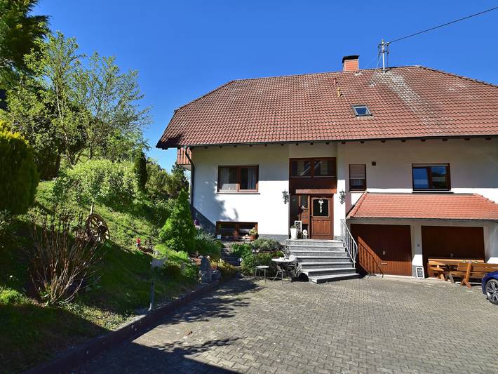Ferienwohnung für 3 Personen, mit Garten und Balkon - 1