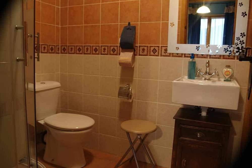 Apartamento entero, Lila-Hab-Casa Rural Angelita in Olocau del Rey, Provincia de Castellón