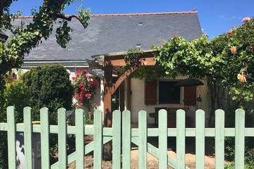 Location de vacances pour 4 personnes, avec terrasse et jardin à Saint-Clément-des-Levées