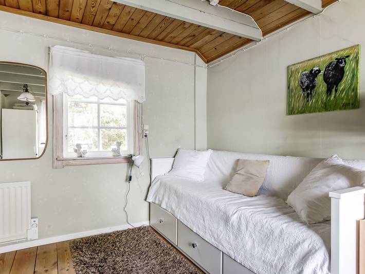 Ferienhaus für 3 Personen, mit Seeblick und Garten sowie Terrasse in Smaland - 3