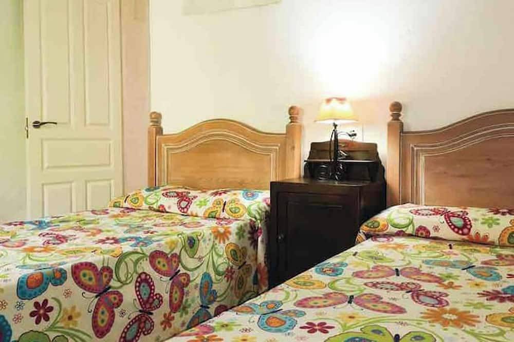 Homerez - Charmante Villa in Benamahoma + Privater Pool in Benamahoma, Grazalema