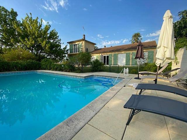 Location de vacances pour 10 personnes, avec piscine et jardin, animaux acceptés à Lougratte - 3