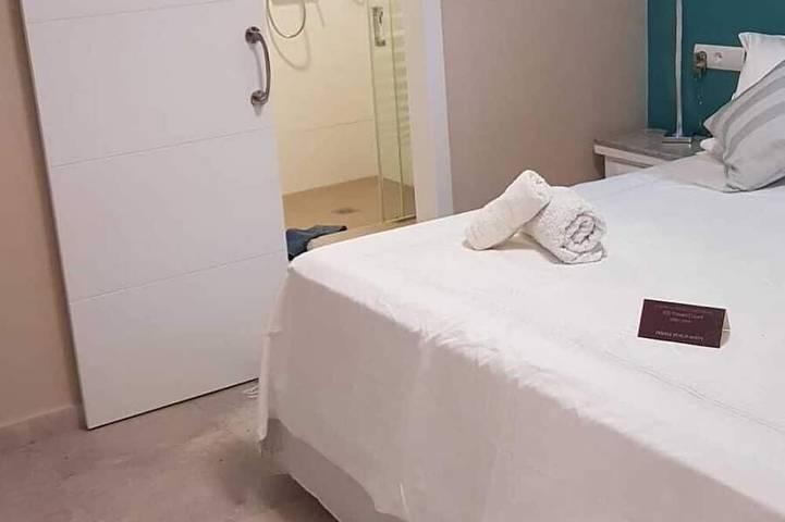 Appartement entier, Grand appartement entièrement équipé de 2 chambres avec piscine privée, près de Marbella in Riviera del Sol, Mijas