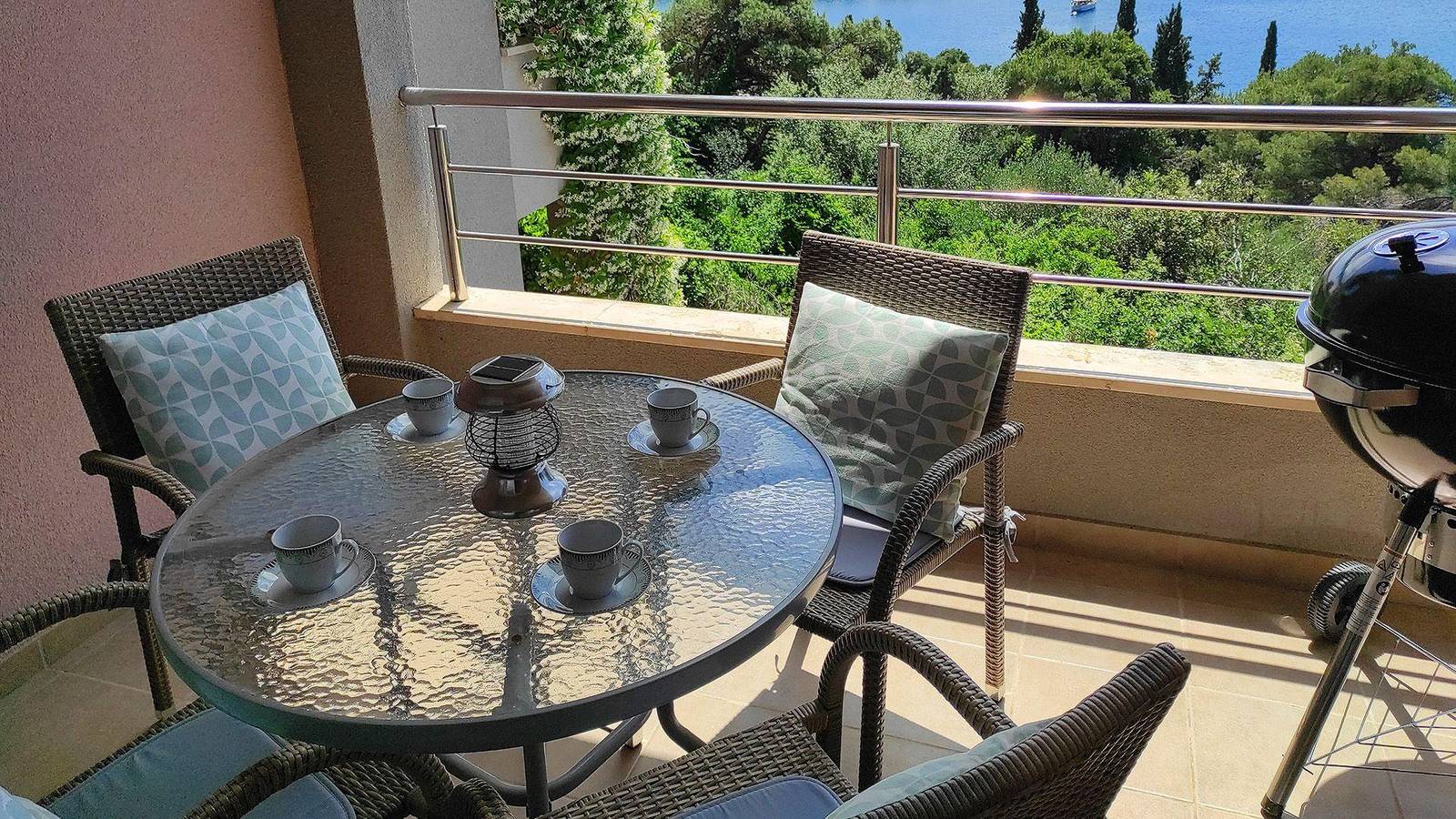 Cały apartament wypoczynkowy, Seaview apartment Idlerocks near beach and Trogir center in Trogir, Čiovo