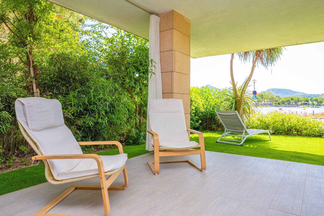 Ganze Ferienwohnung, Tarida - Apartment mit Meerblick in Es Barcarès - Alcudia. in Es Barcarès, Alcúdia