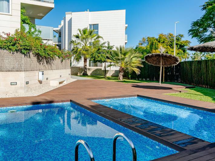 Ferienwohnung für 6 Personen, mit Kinderpool und Balkon sowie Garten in Jávea - 2
