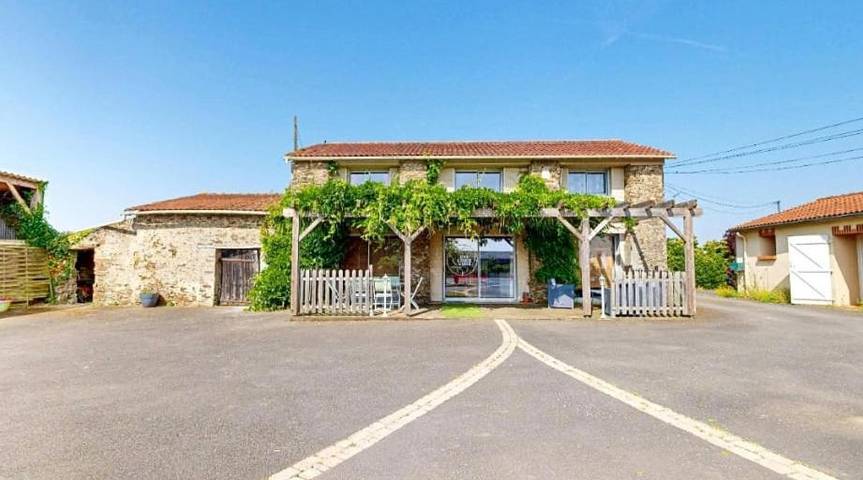 Maison de vacances pour 11 personnes, avec terrasse ainsi que vue et jardin, animaux acceptés