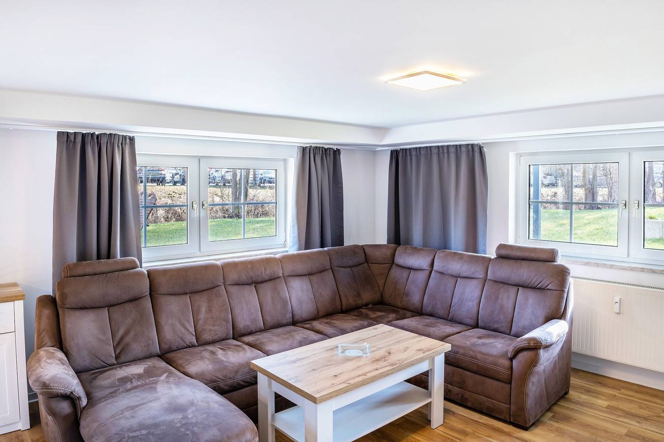 Ganze Wohnung, Ferienwohnung 'Terrace' mit privater Terrasse und Wi-Fi in Föritztal, Region Sonneberg