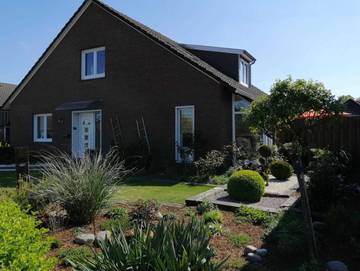 Ferienwohnung für 5 Personen, mit Garten und Terrasse in Weener