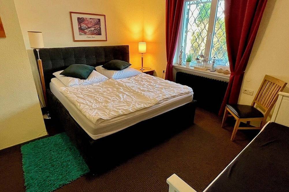 Ferienhaus mit Sauna, Whirlpool und Infrarotlichtsauna in Willingen Sauerland in Willingen, die Mittelgebirge