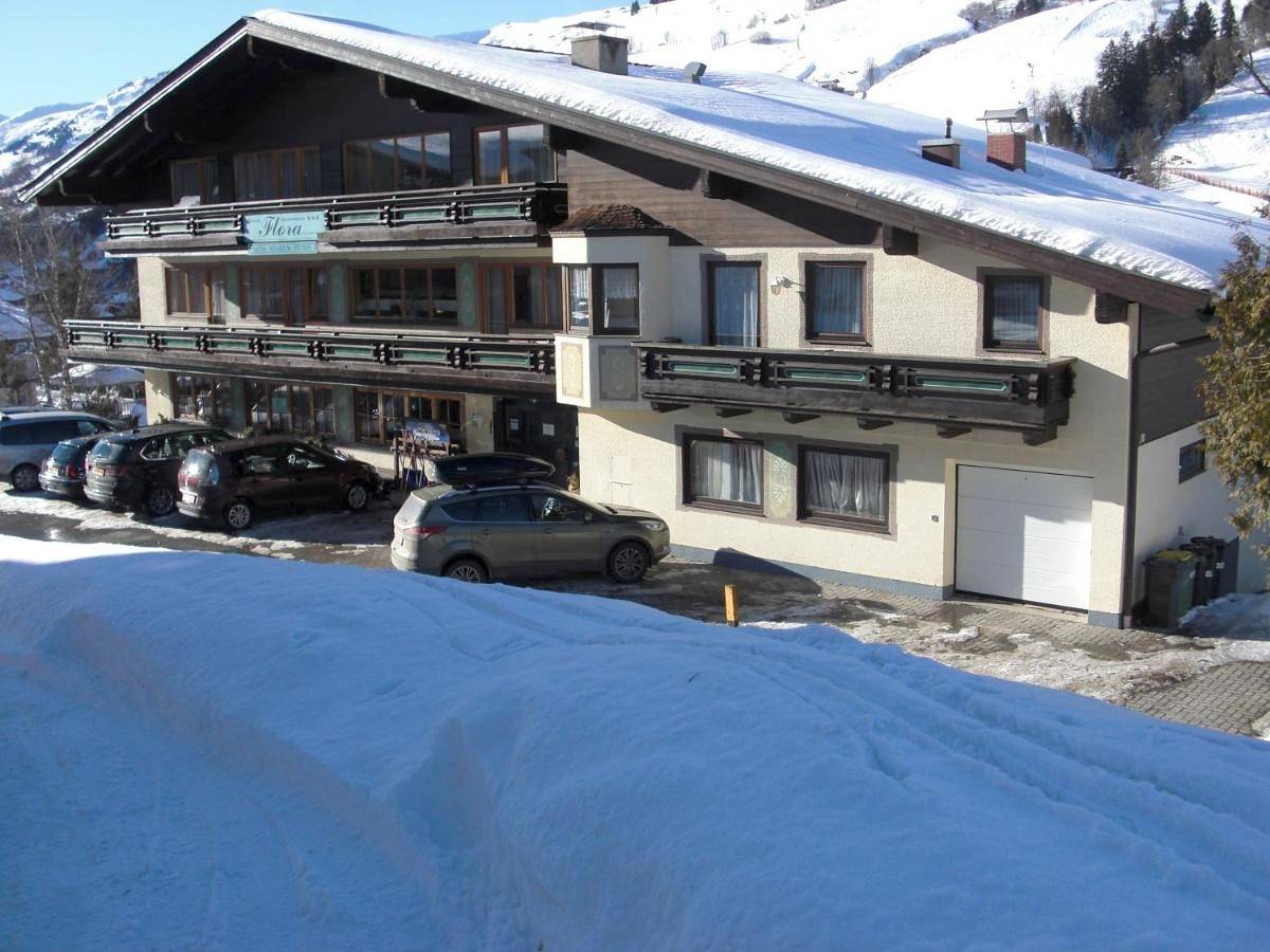 Hotel-Pension Flora in Hinterglemm, Saalbach-Hinterglemm