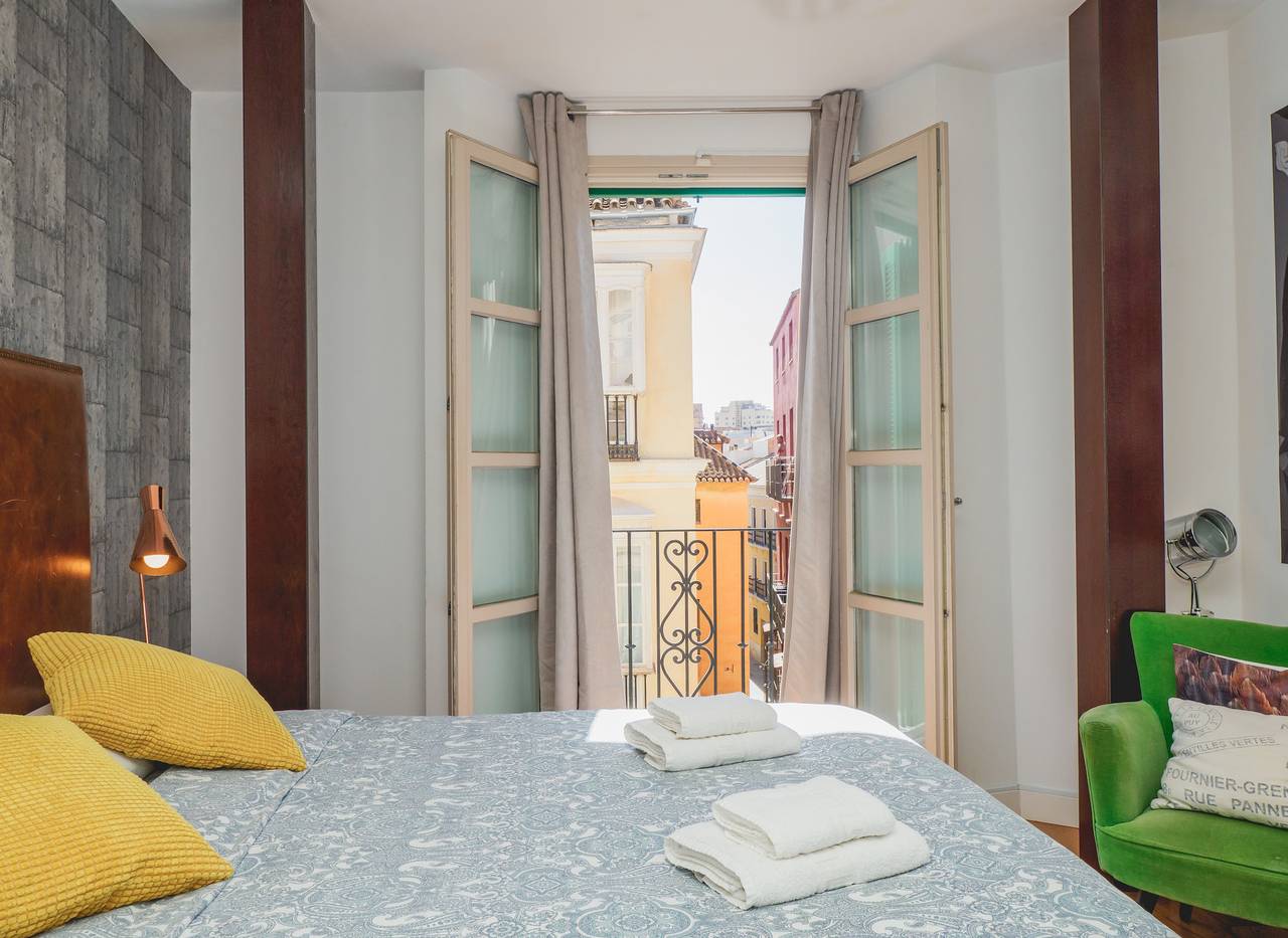 Entire apartment, Cubo's Apartamento 33 Carreteria 3B in Málaga Central District, Malaga