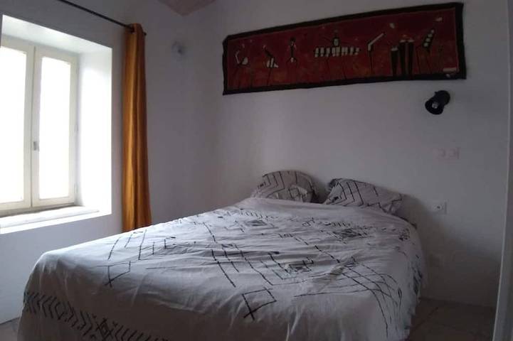 Gîte pour 4 personnes, avec balcon à Francillon-sur-Roubion - 2