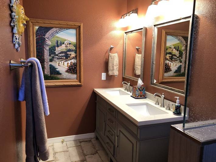 Vacation rental for 8 people, with yard and terrace in Arizona