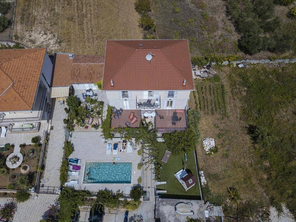 Hel leilighet, One bedroom apartment near beach Seget Donji, Trogir A-25167-a in Trogir, Split-Dalmatia