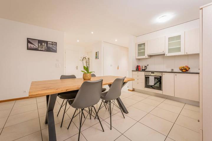 Cottage pour 2 personnes, avec terrasse et vue à Bulle