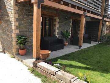 Maison de campagne pour 8 personnes, avec jardin et jacuzzi à Bourg-Madame