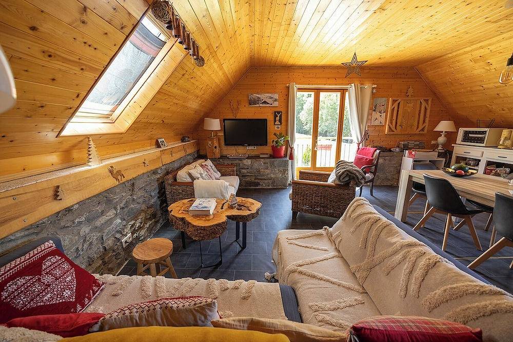 Apartment In Renovated Mountain Sheepfold in Estensan, Pirineos franceses
