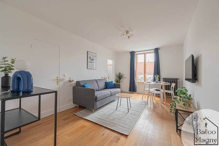 Location de vacances pour 6 personnes, avec jardin à Magny-le-Hongre