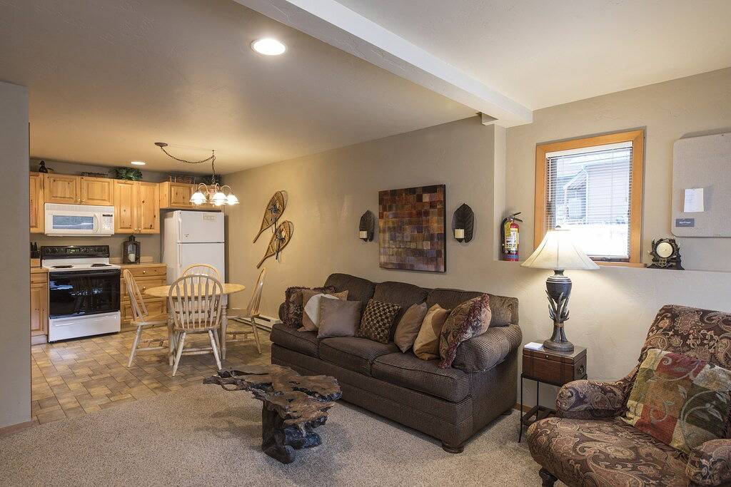 Ganze Wohnung, Schöne 1-Schlafzimmer, 1-Bad Wohnung in Glacier-Nationalpark