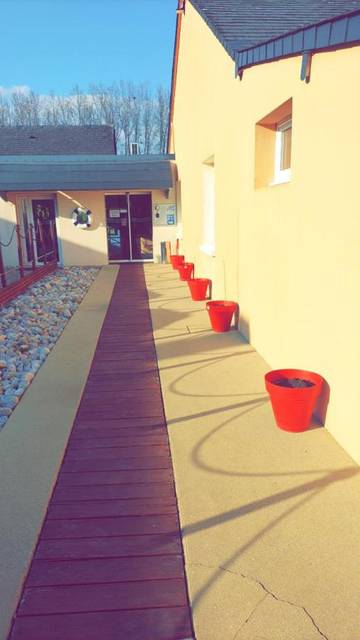 Hôtel pour 3 personnes, avec terrasse, animaux acceptés dans Louvetot