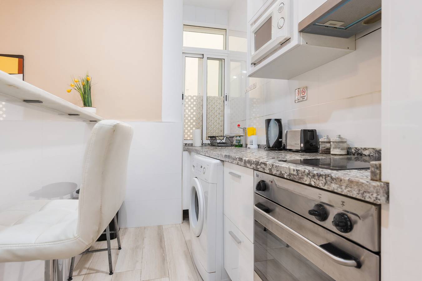 Appartement entier, Appartement 'Spacieux et Lumineux Séville' avec Wi-Fi et Climatisation in Casco Antiguo, Séville