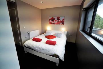 Gîte pour 18 Personnes dans Arques, Région de Saint-Omer, Photo 2