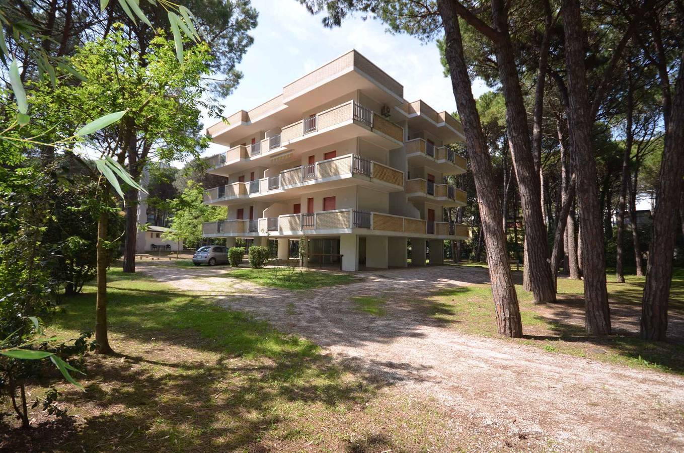 Ganze Ferienwohnung, Ferienwohnung mit Balkon und Klimaanlage  in Bibione, Venedig Provinz