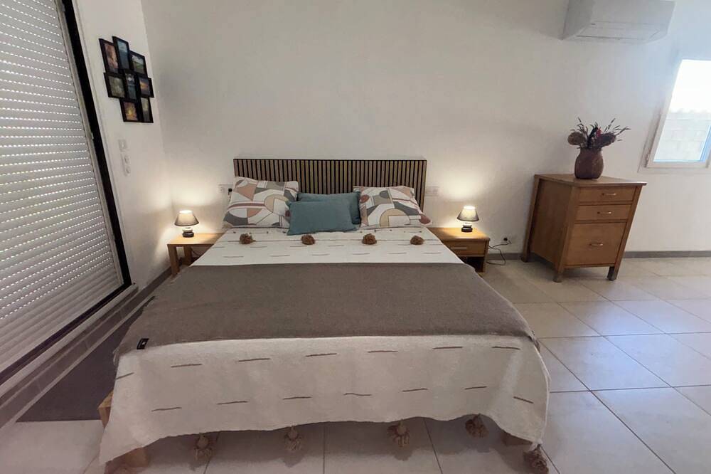 Ganze Wohnung, Lovely 43 m² apartment just outside Montpellier. Surrounded by a large garden! in Juvignac, Mittelmeerküste (Frankreich)