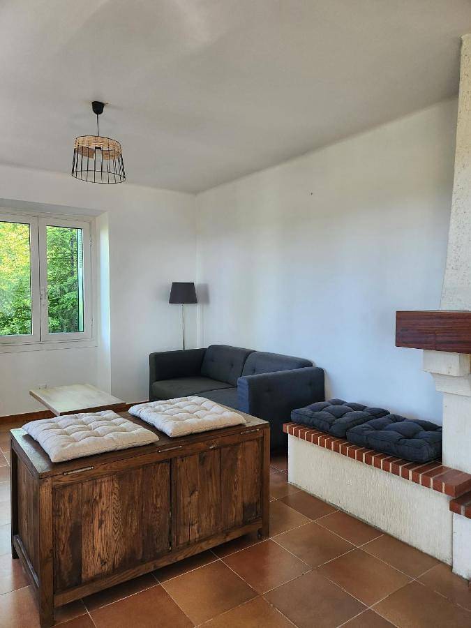 Location de vacances pour 10 personnes, avec vue et jardin à Montpezat-de-Quercy - 3