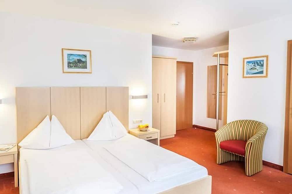 Doppelzimmer, Dusche, Wc - Hotel Glasererhaus in Zell am See (City), Zell am See