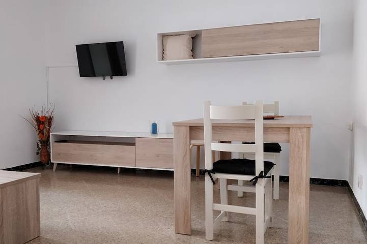 Ferienwohnung für 10 Personen, mit Balkon und Garten - 1